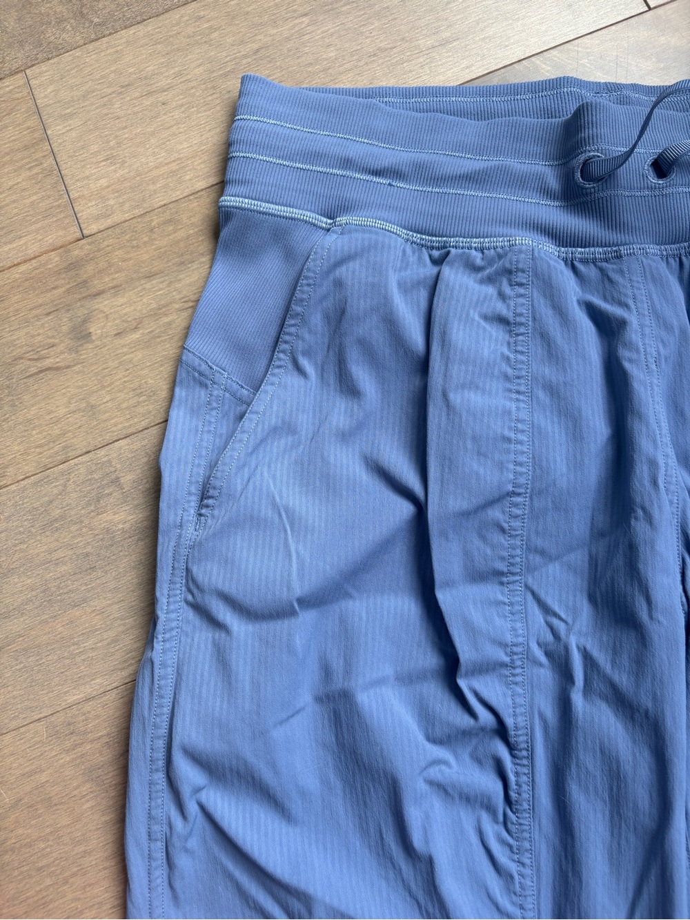 Lululemon cuffed dance pant joggers - Picture 6 of 7